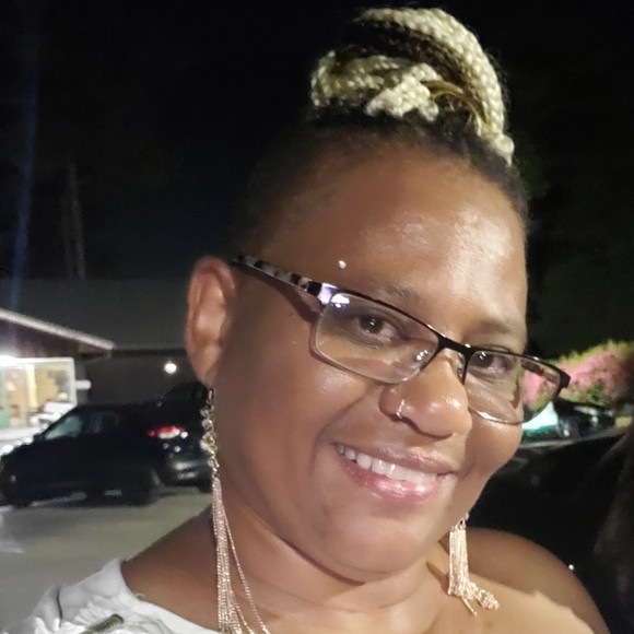 Meet your Posher, Posh - Picture 1 of 1